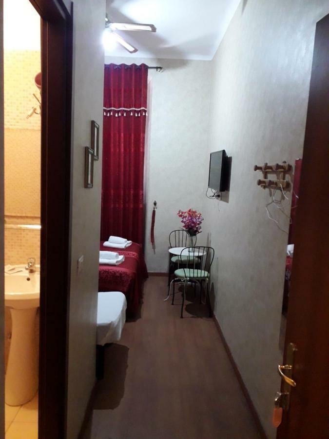 Botel Inn 罗马 外观 照片