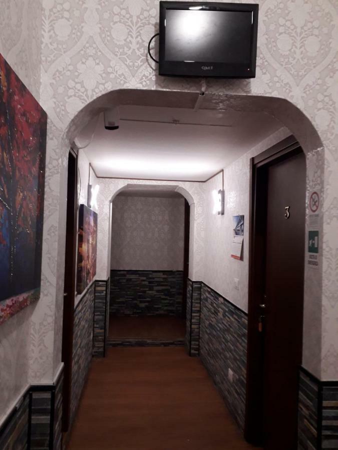Botel Inn 罗马 外观 照片