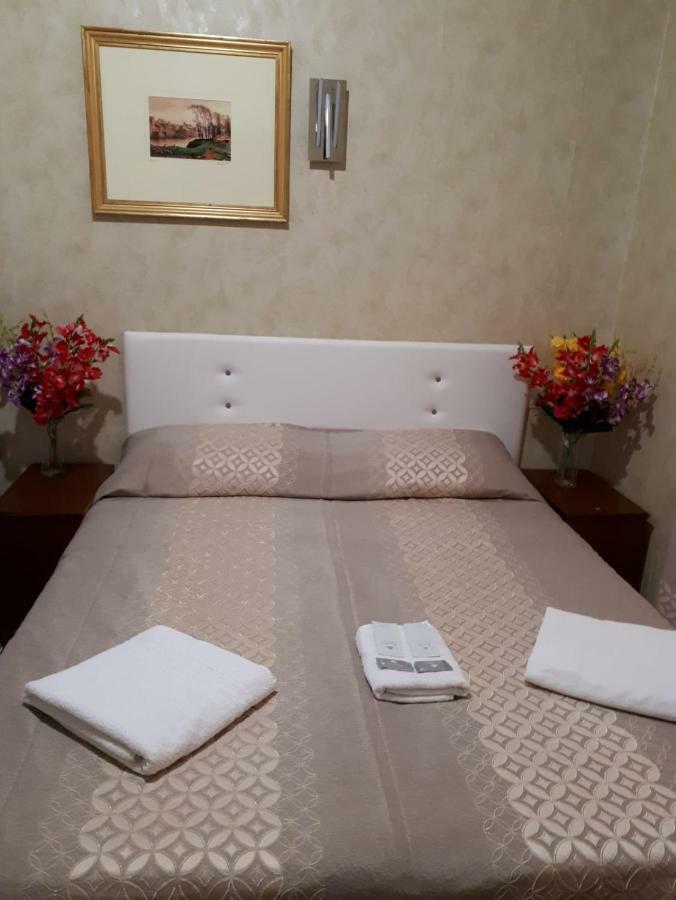 Botel Inn 罗马 外观 照片